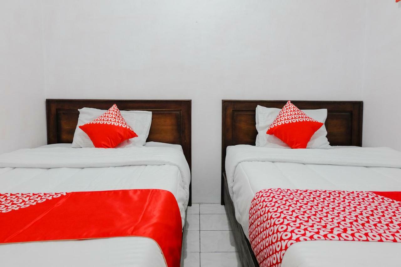Oyo 1351 Tanggulasi Resto & Residence Syariah Magetan Екстериор снимка